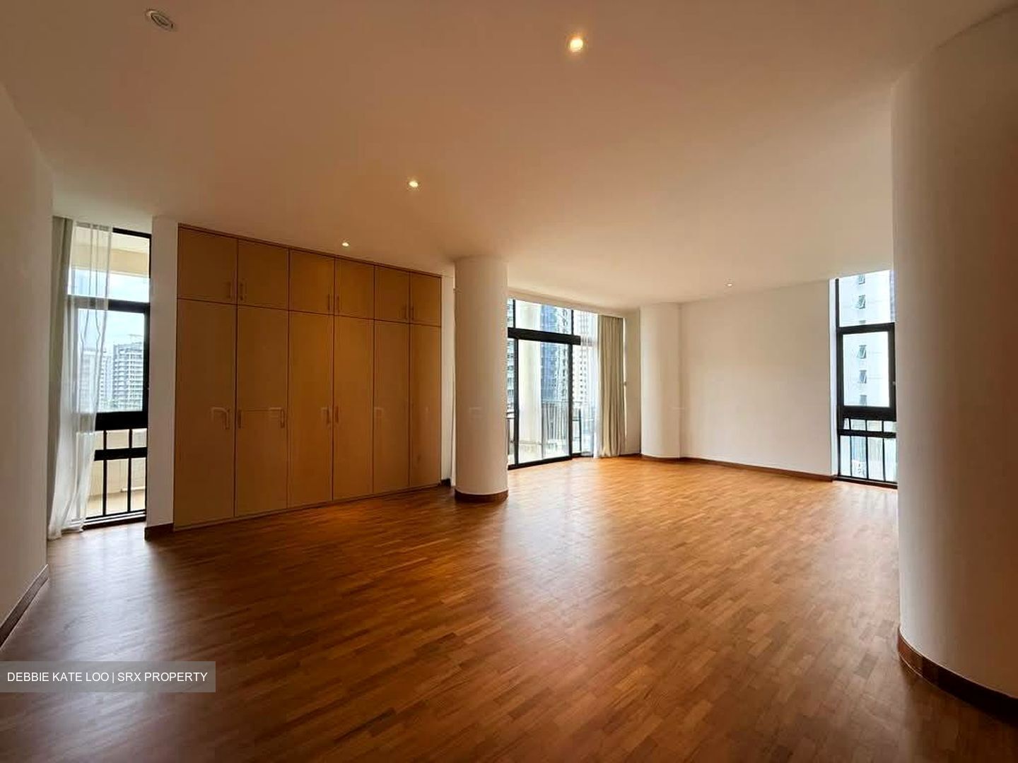 The Colonnade (D10), Condominium #573874341
